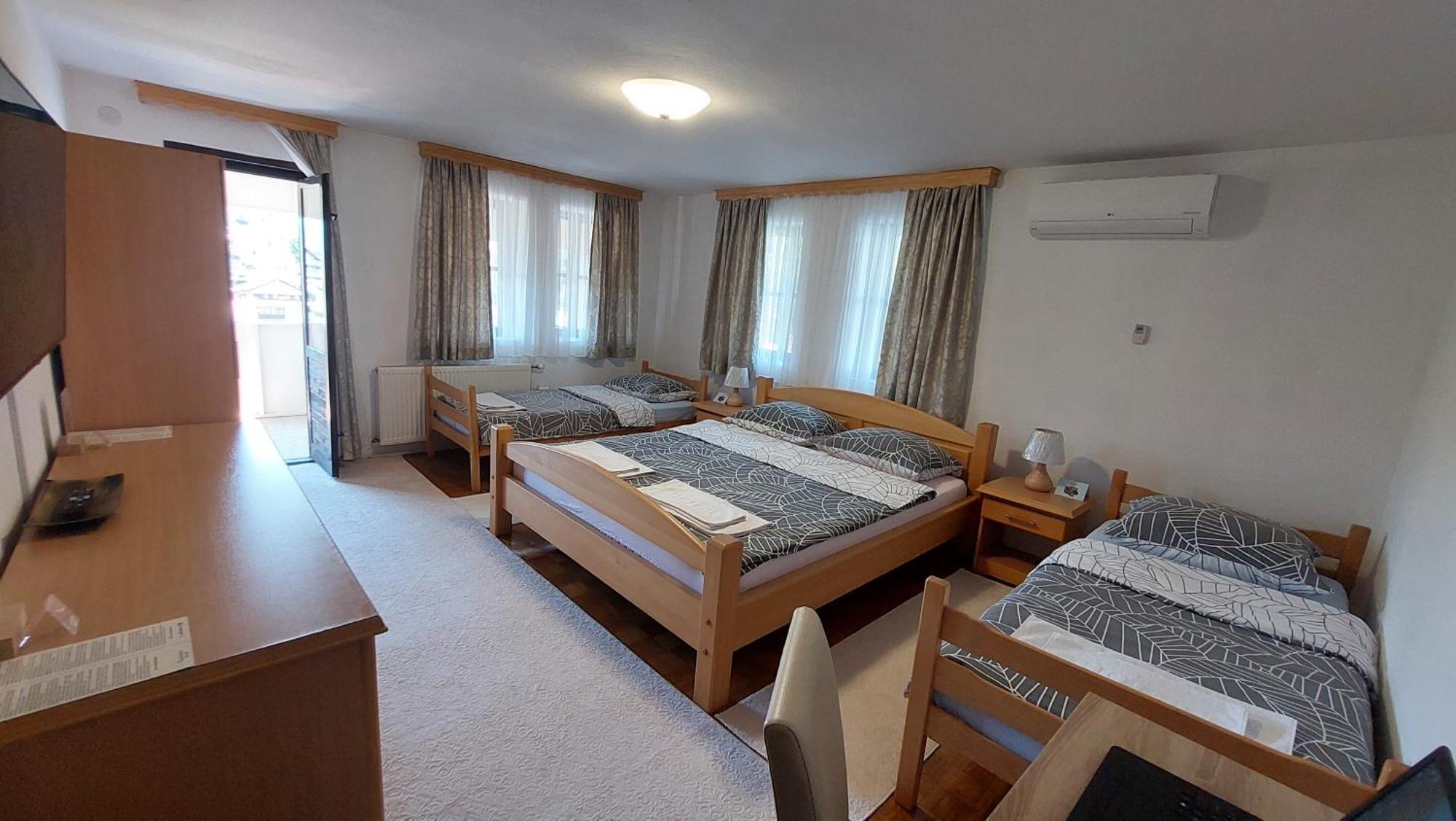 Aparthotel Panorama Travnik Extérieur photo