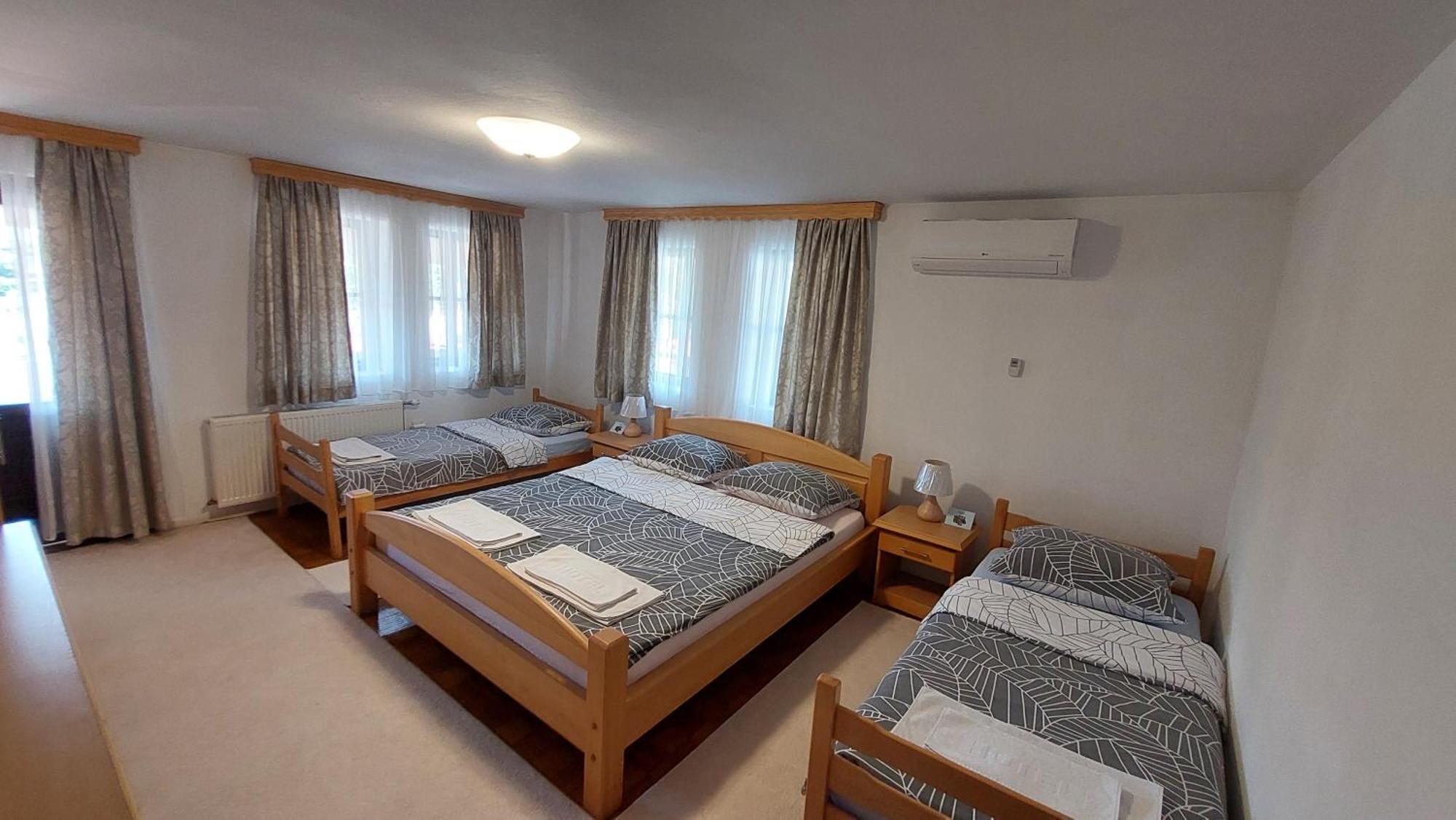 Aparthotel Panorama Travnik Extérieur photo