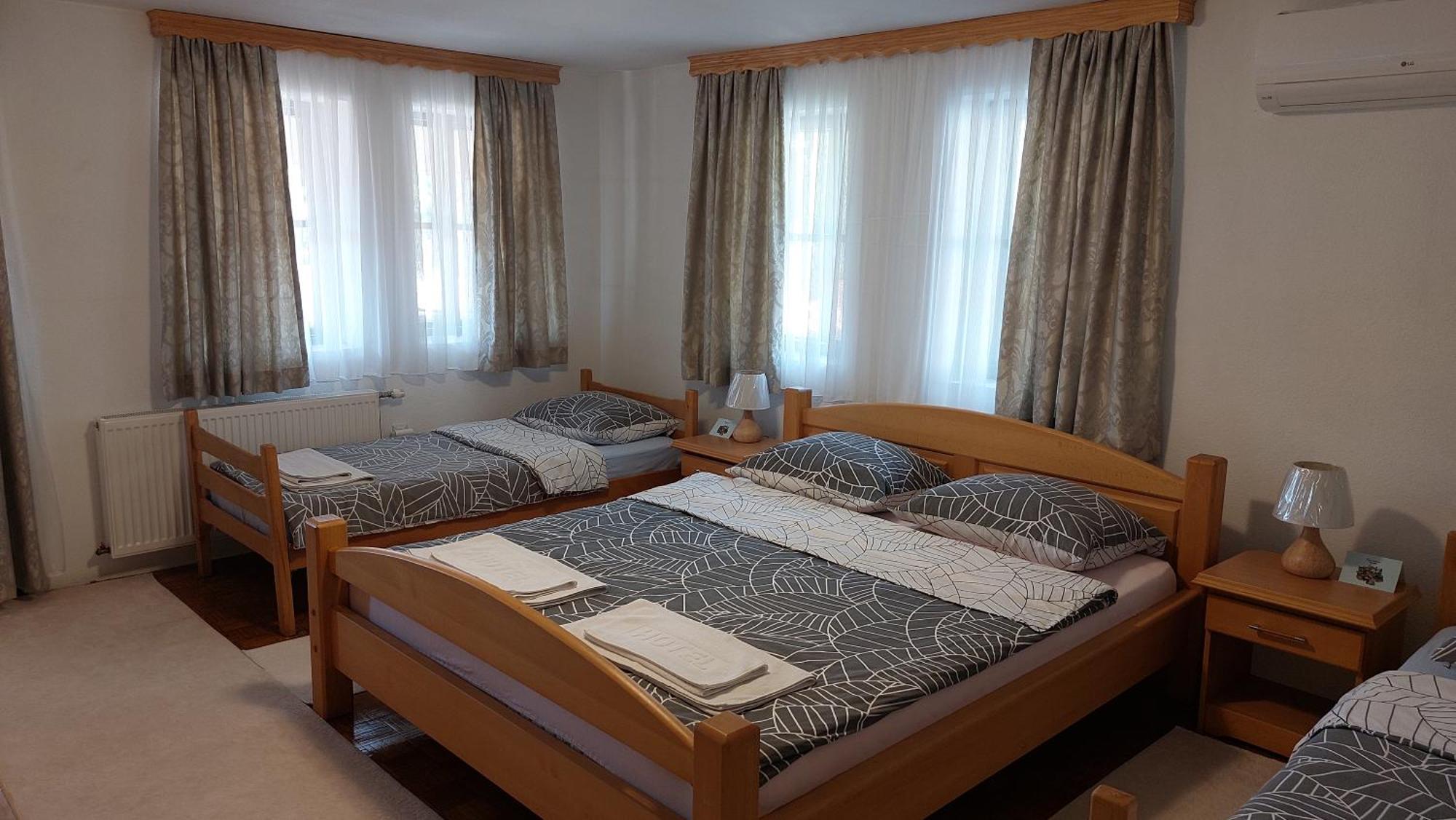 Aparthotel Panorama Travnik Extérieur photo